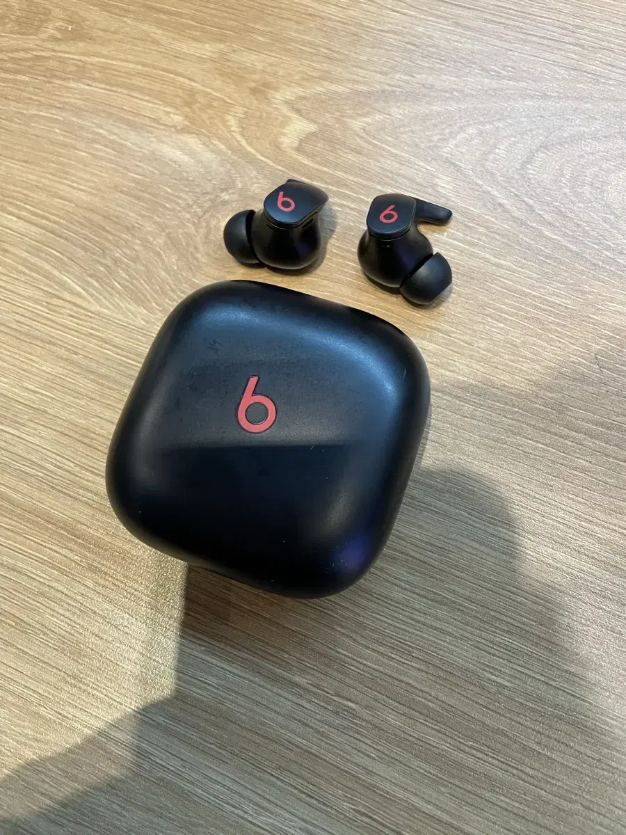 애플 비츠 무선 이어폰 (Beats Fit Pro)